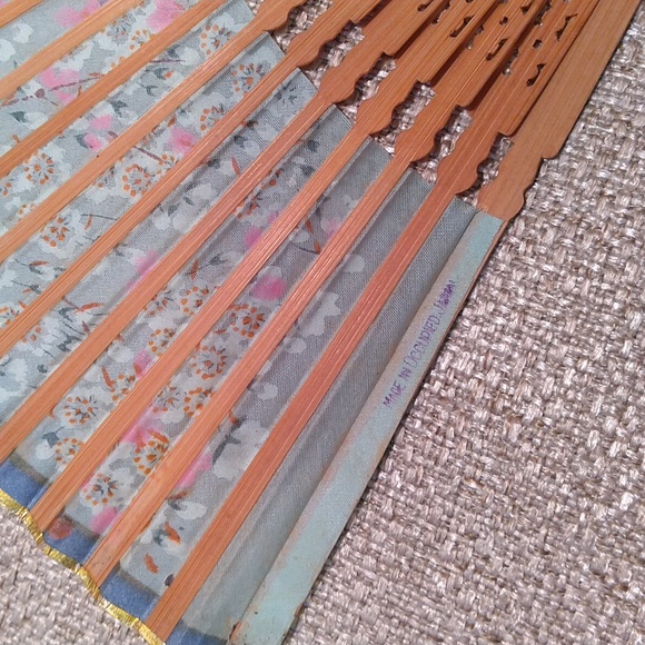 2 Vintage Japanese Hand Fans - Occupied Japan - Picture 12 of 12